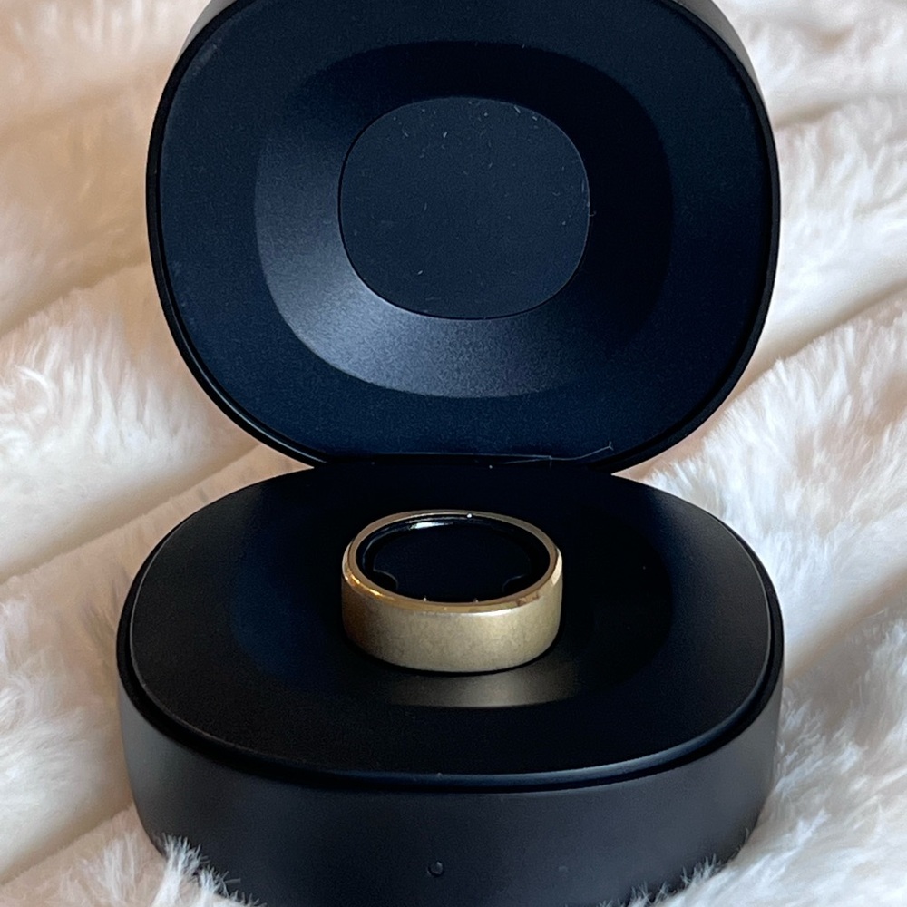 SOLD • RingConn gen 1 smart ring size 7